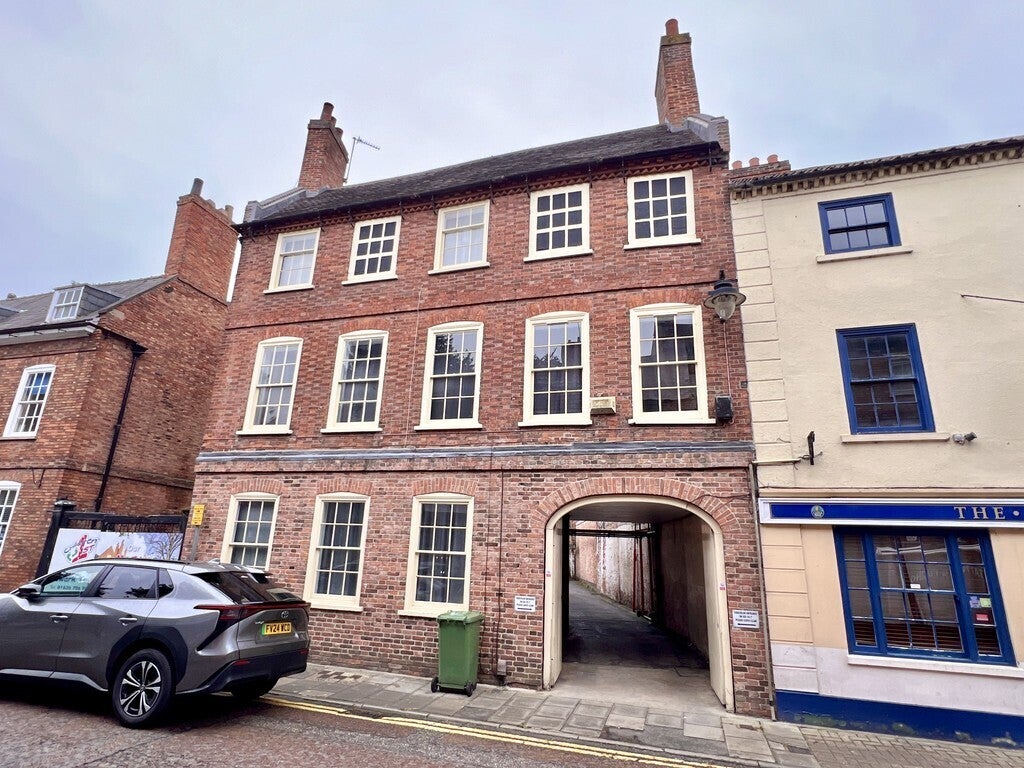 Flat Market Place in Nottingham