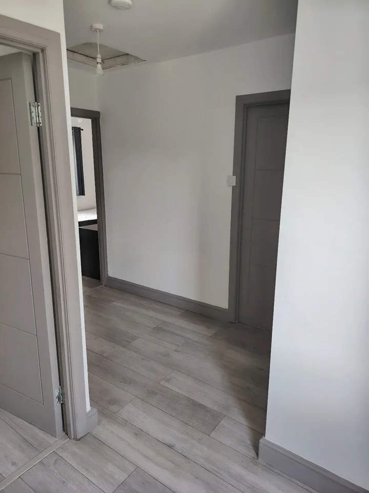 Room Norbury Avenue in Greater London