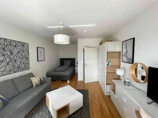 Wohnung Sankt-Blasien-Straße in München