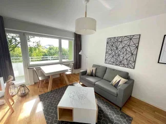Wohnung Sankt-Blasien-Straße in München