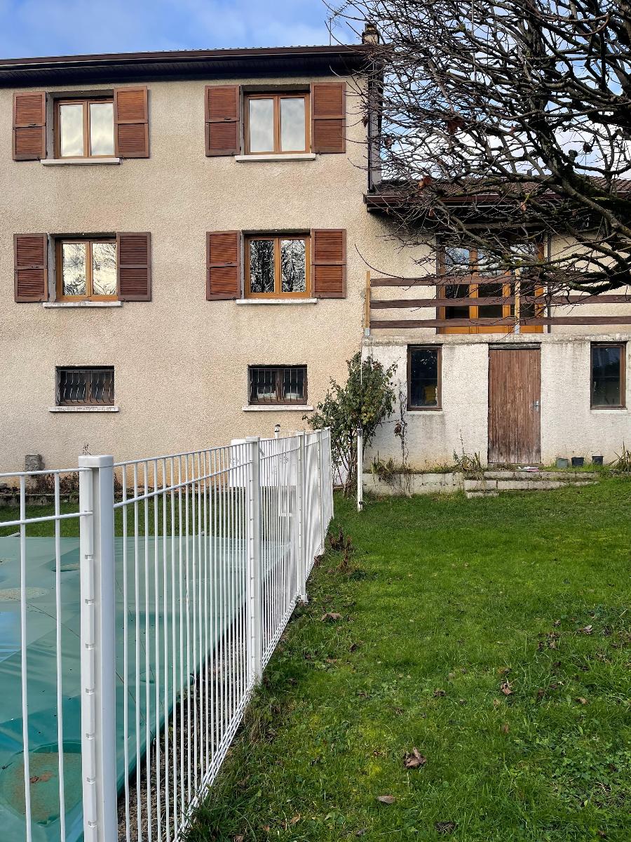 Appartement Rue André Chénier à Saint-Étienne