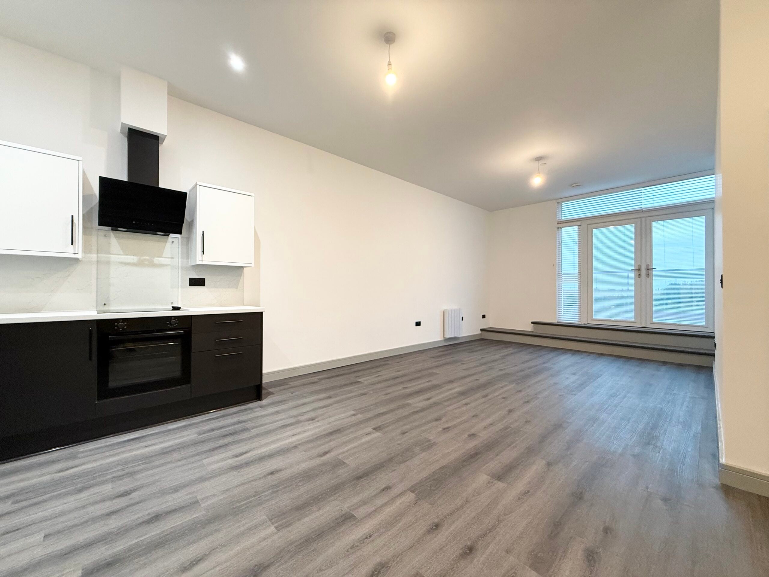 Flat Oundle Road in Peterborough