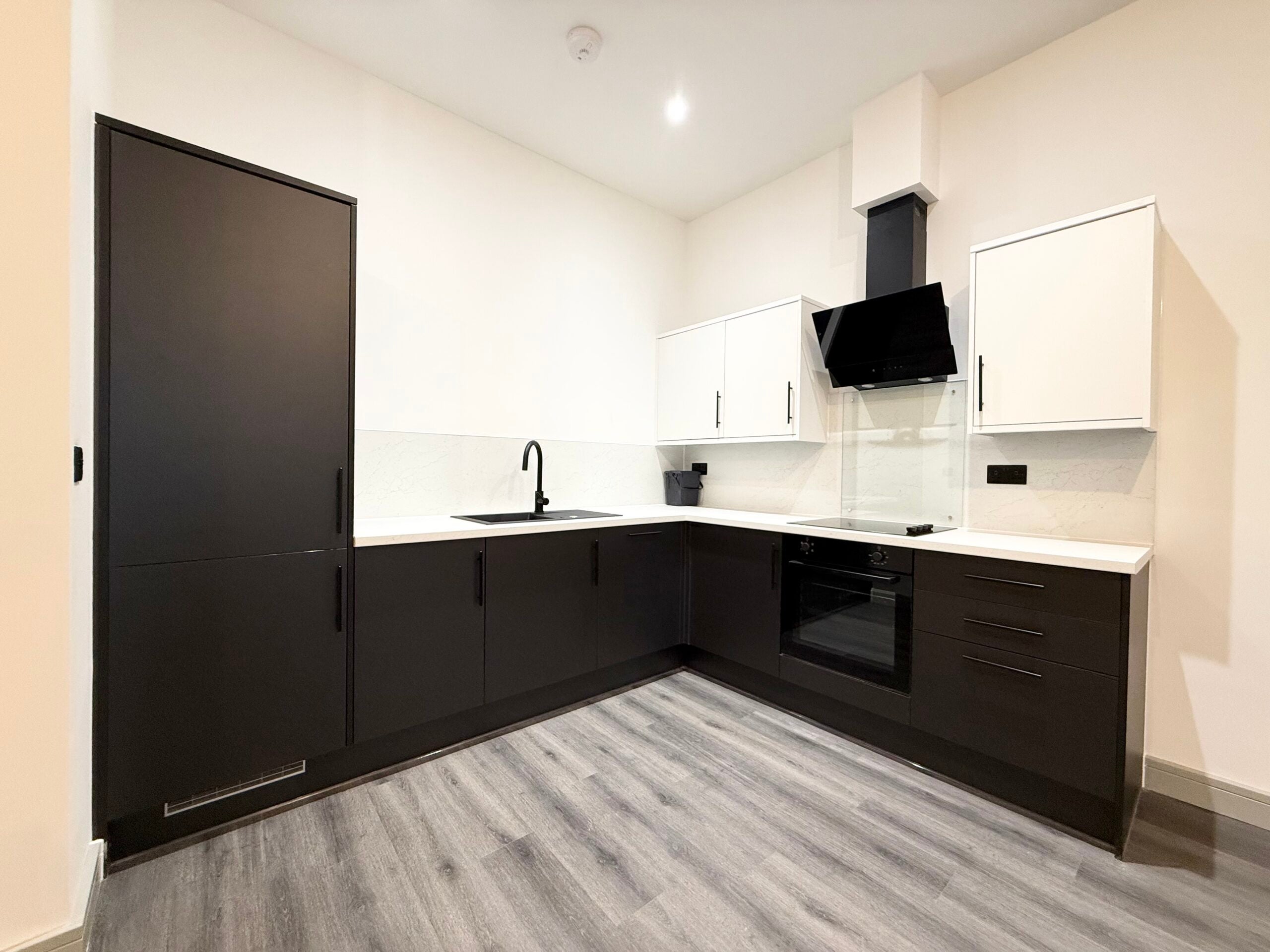 Flat Oundle Road in Peterborough