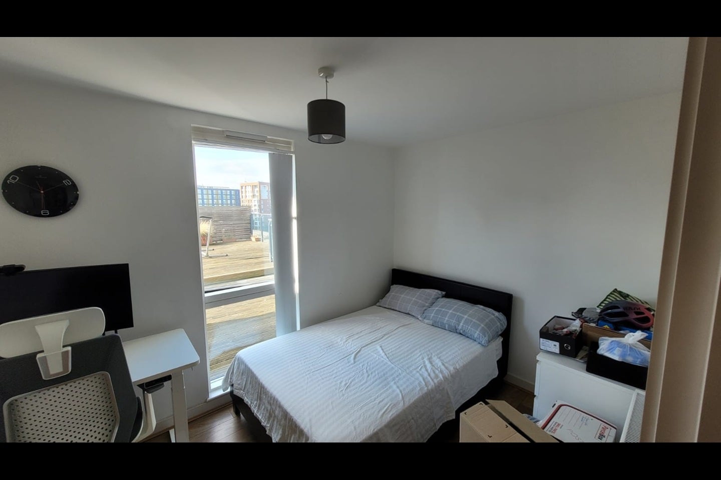 Flat Conington Road in Greater London