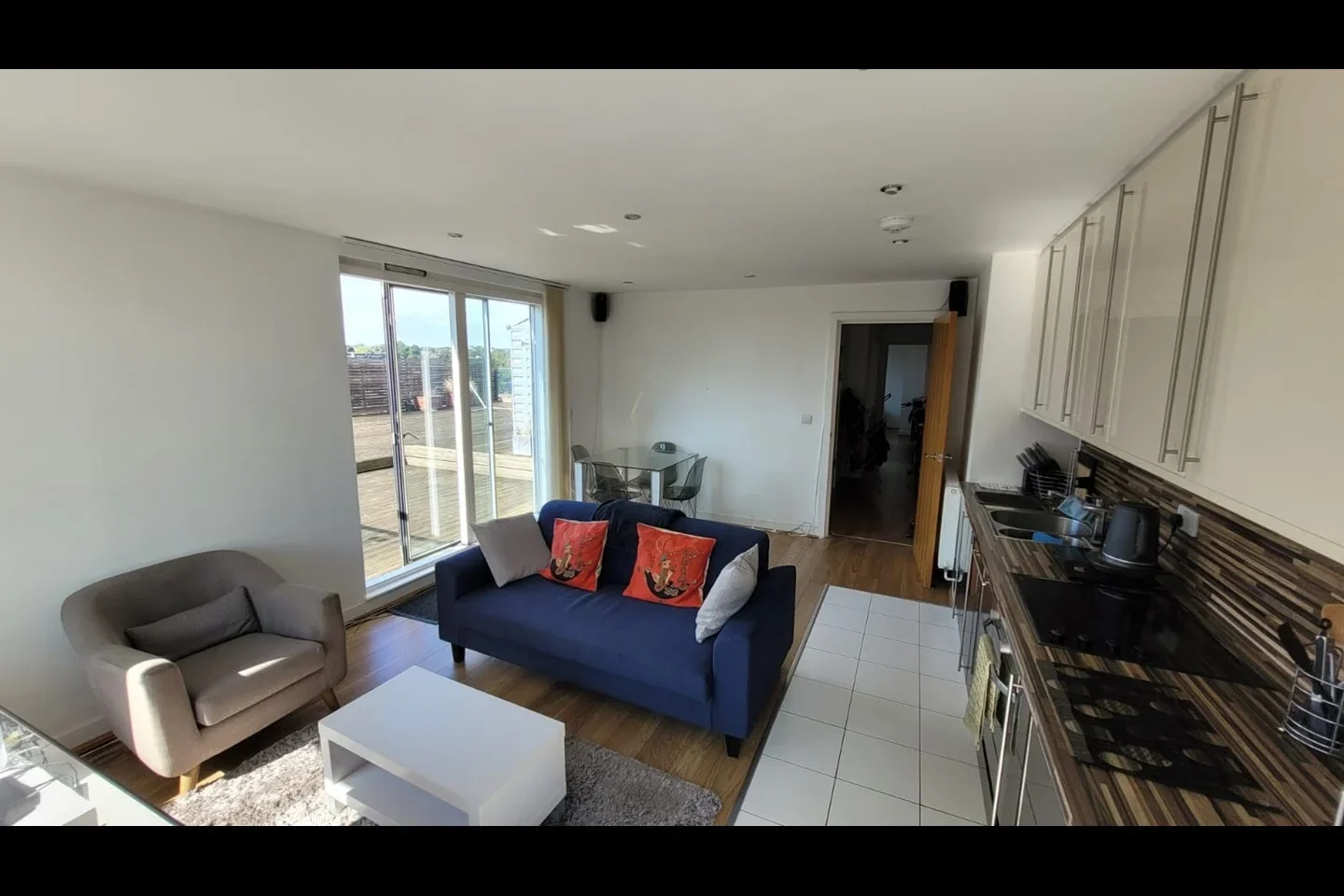 Flat Conington Road in Greater London