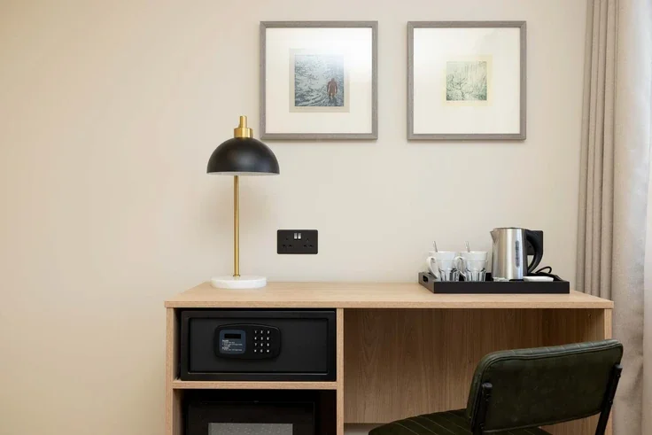 Room High Street in City of Edinburgh