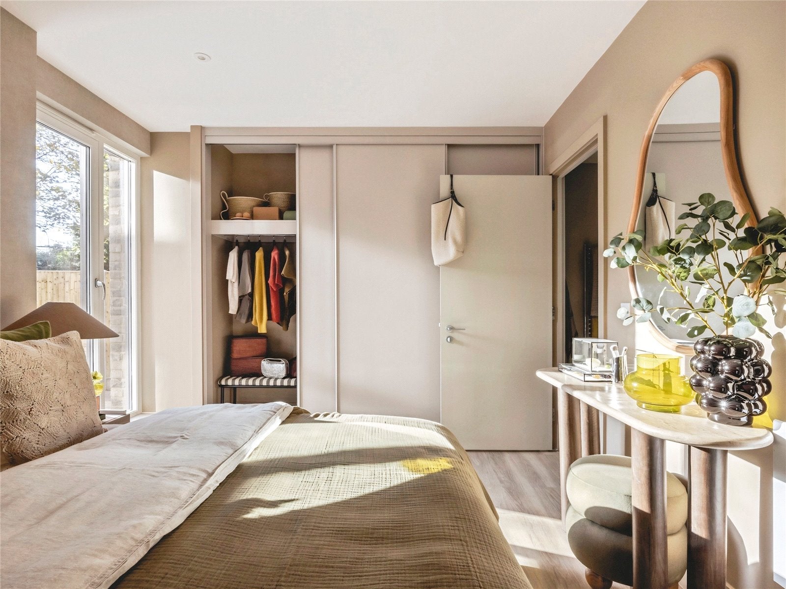 Flat Parkside Place in Borough of Spelthorne