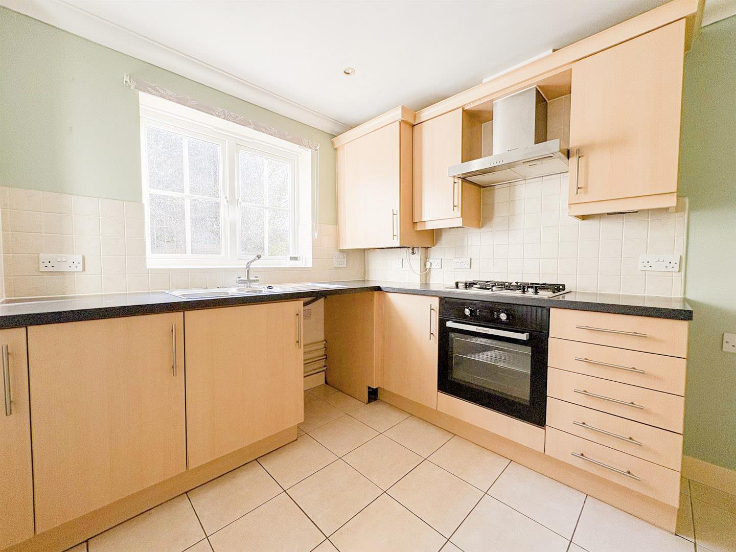 Flat Knowsley Court in Hastings
