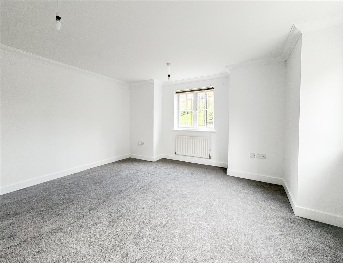 Flat Knowsley Court in Hastings