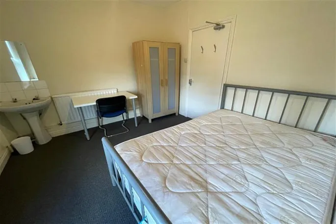 Room Windsor Street in Nottingham