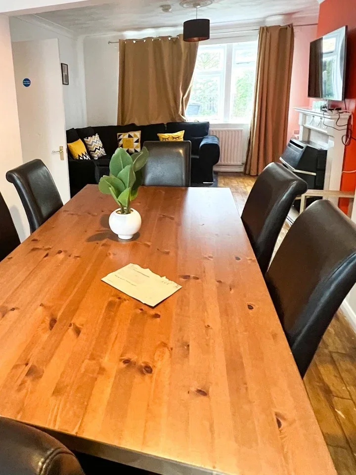 House Doveridge Walk in Derby