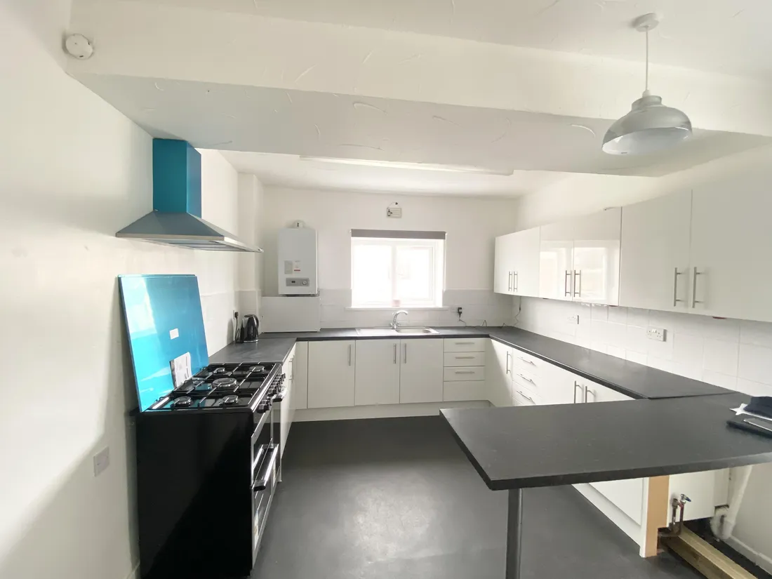 Flat Mary Street in Porthcawl