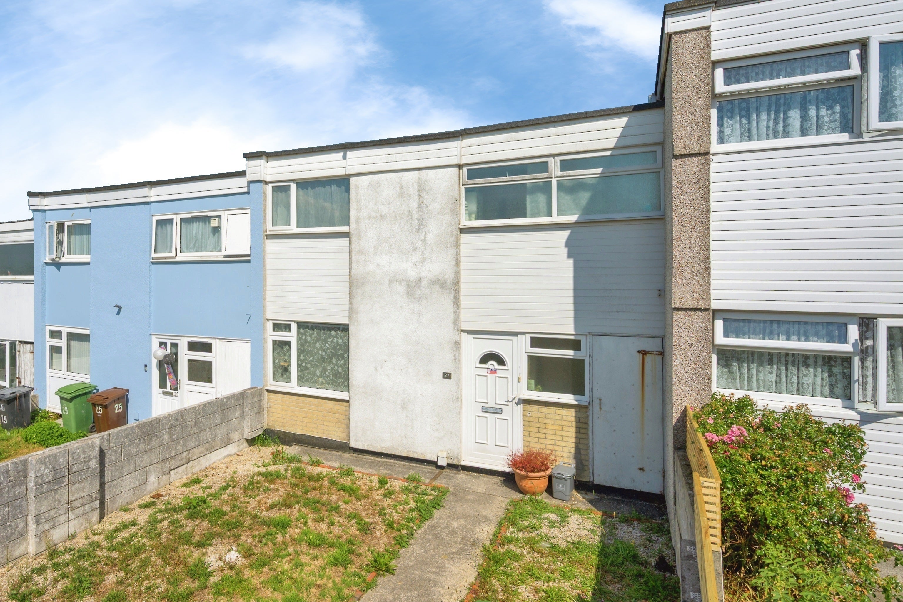 House Radcliffe Close in Plymouth