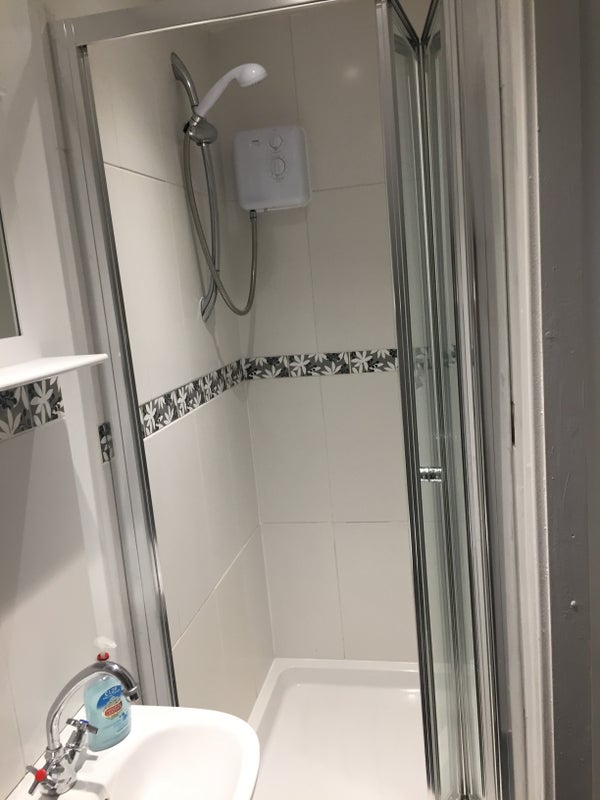 Room Gibson Close in Stafford