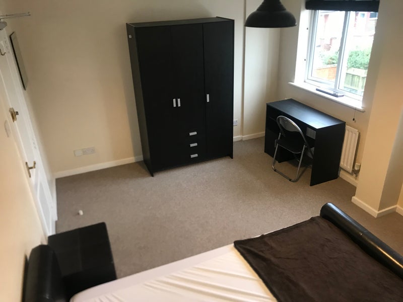 Room Gibson Close in Stafford