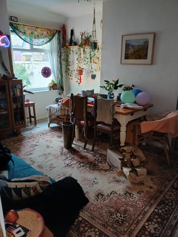 Room Gorton Lane in Manchester