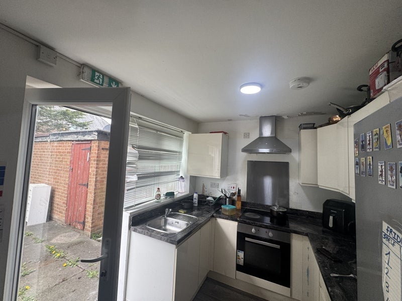 Room Wyrley Way in Birmingham