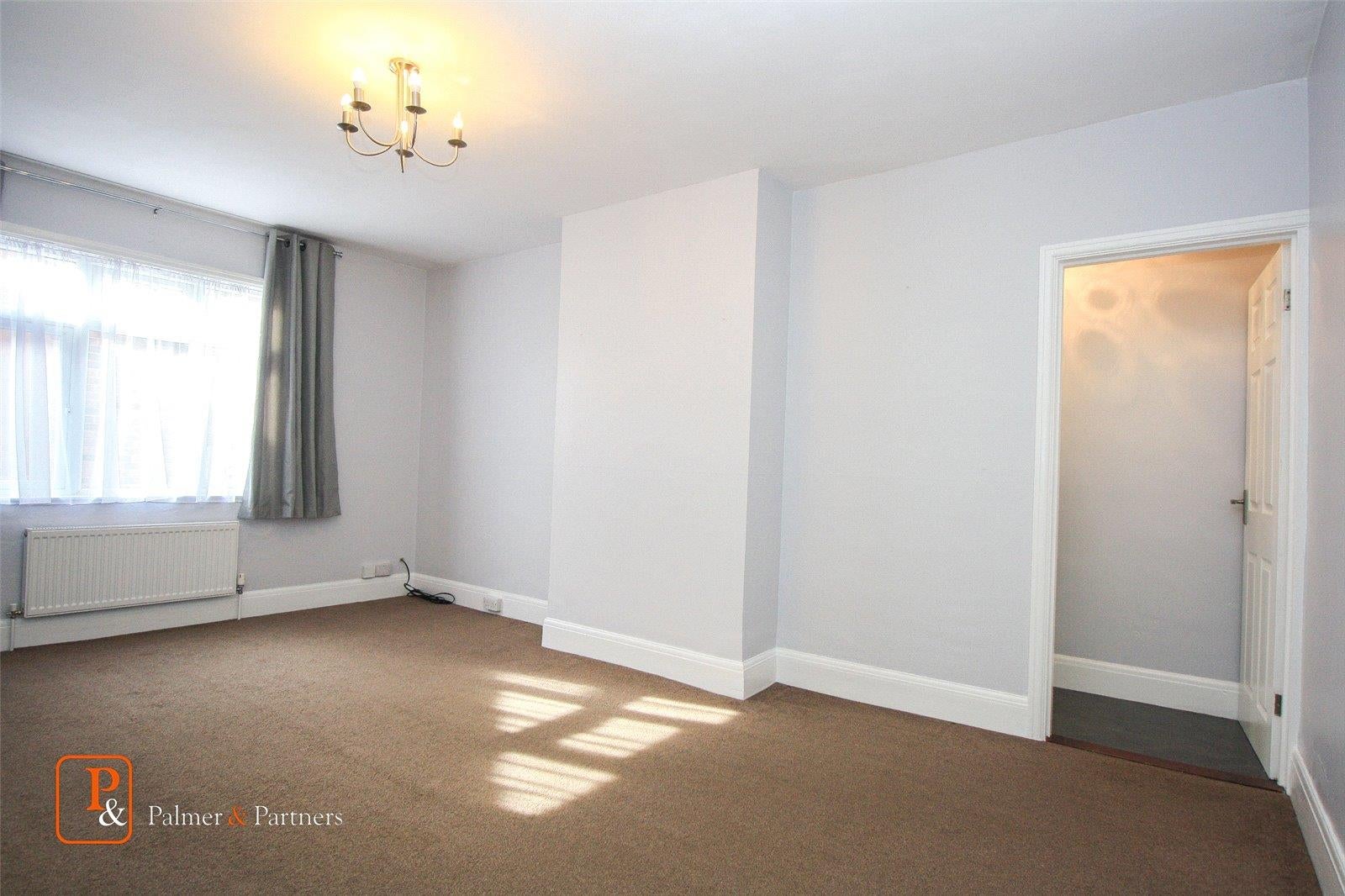 Flat Harwich Road in Colchester