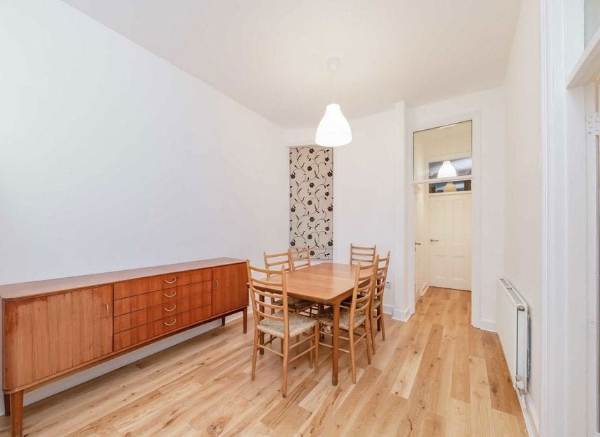 Flat Lissenden Gardens in Greater London