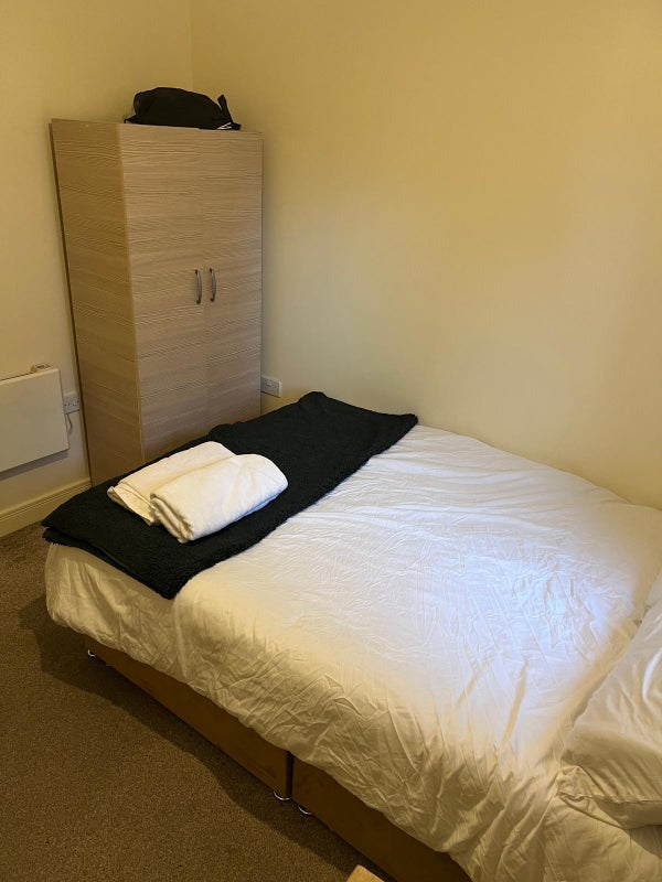 Room Hither Green Lane in Greater London