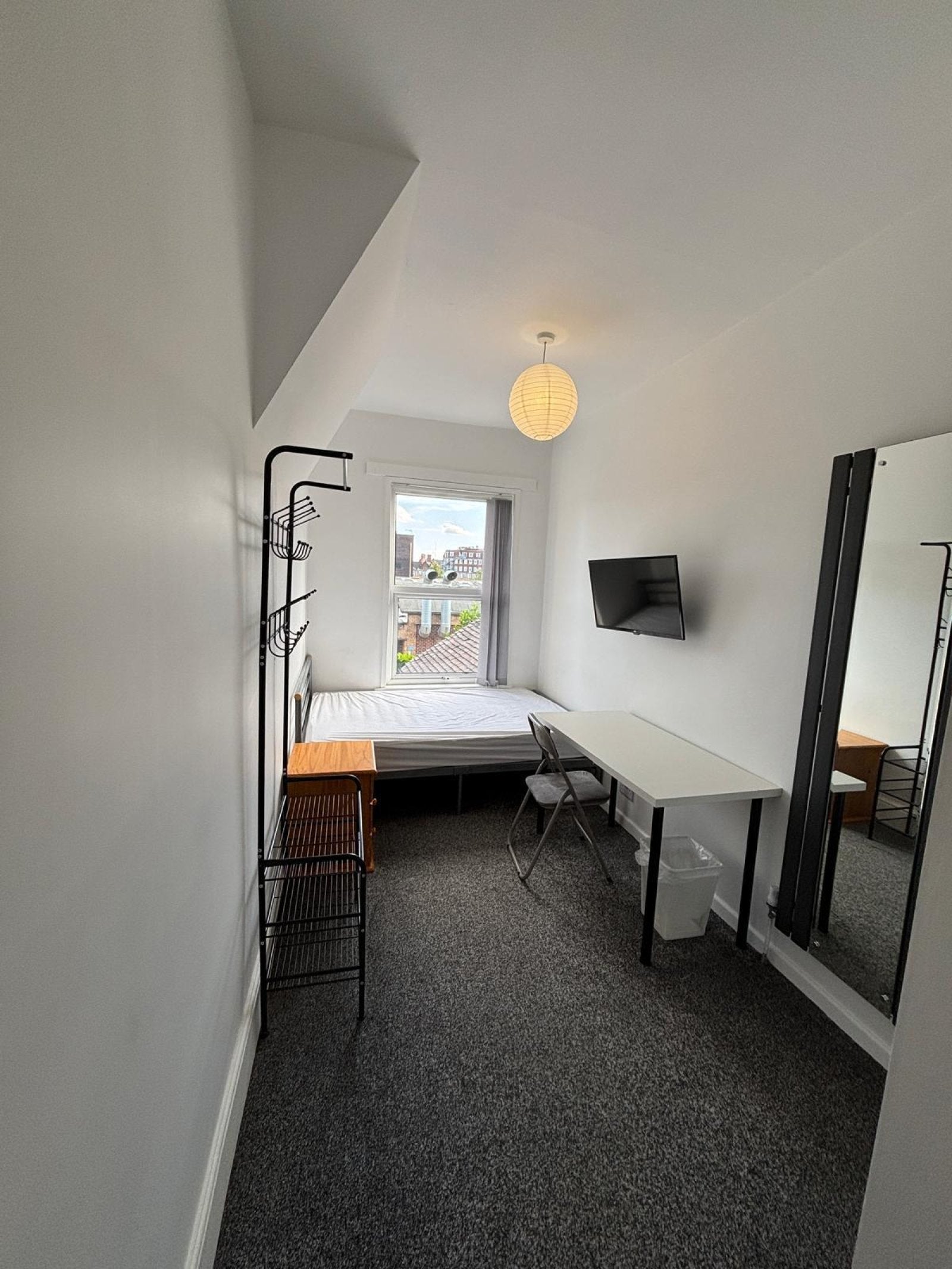 Flat Ashford Street in Stoke-on-Trent