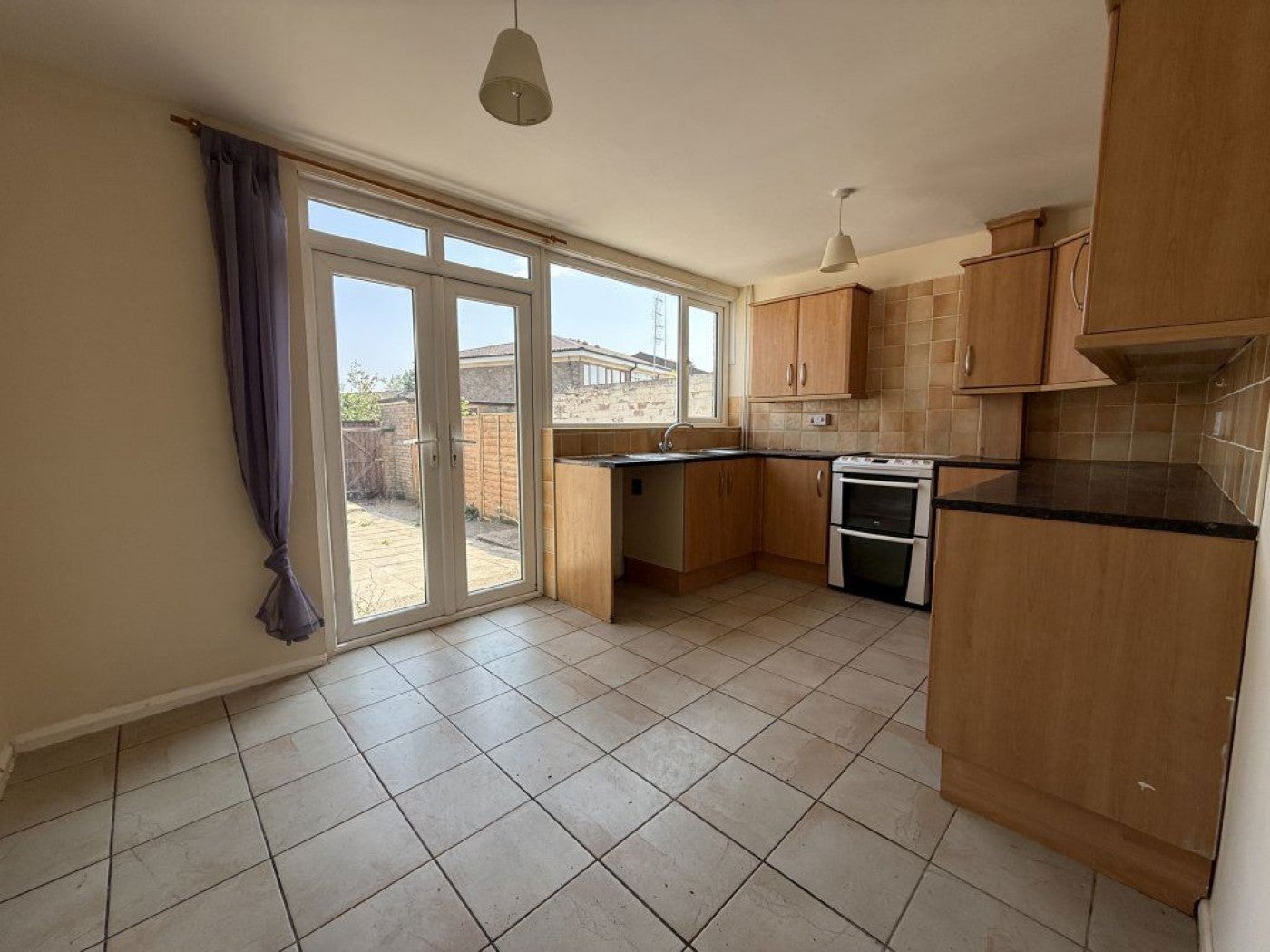 Flat Trent Road in Corby