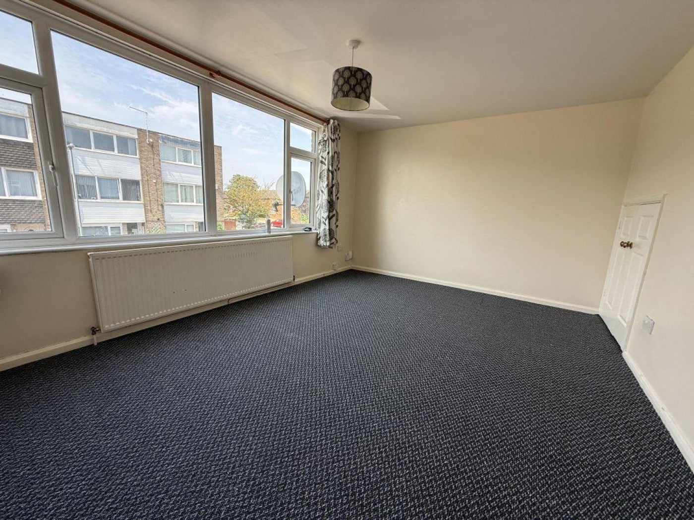 Flat Trent Road in Corby