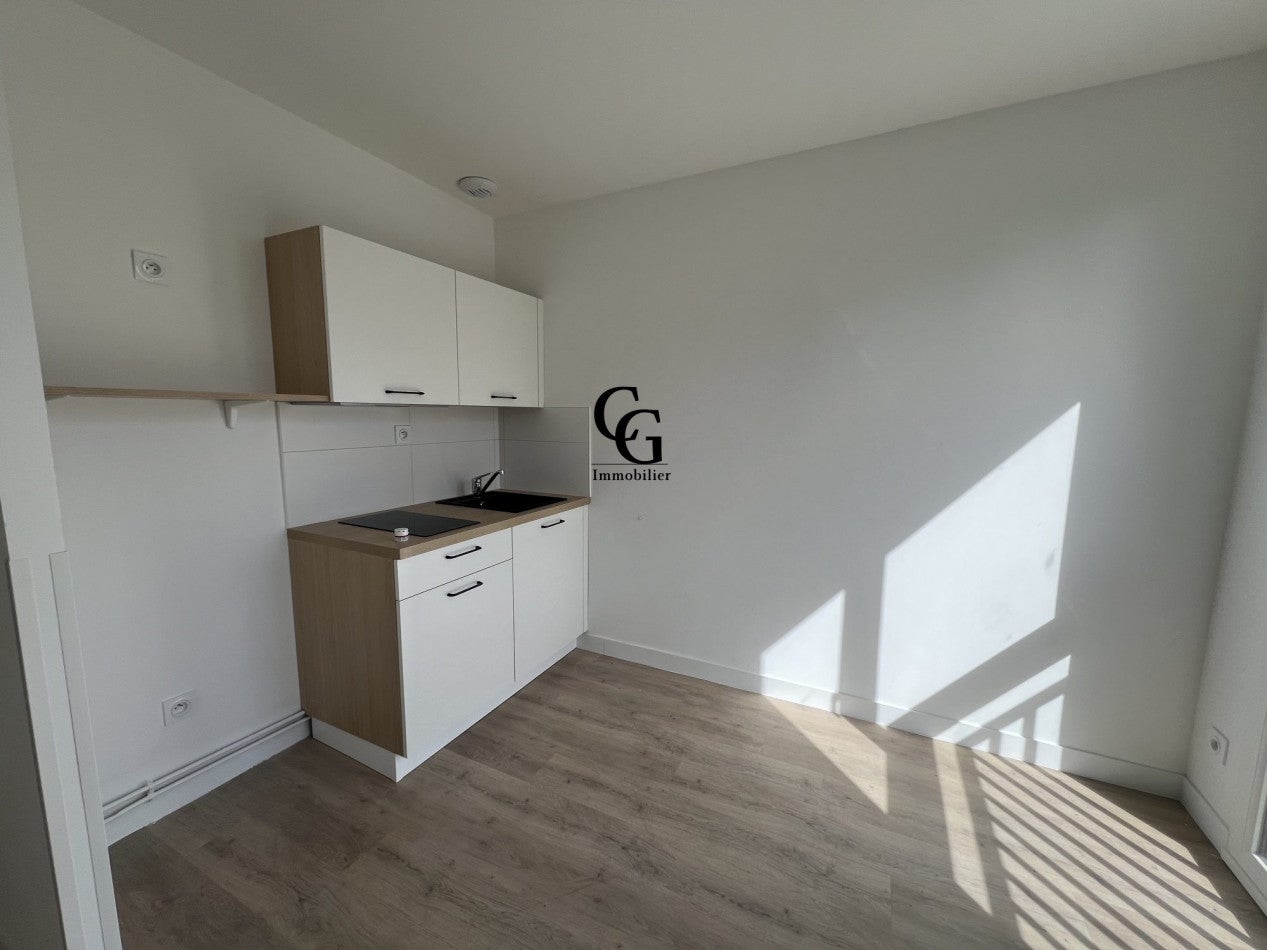 Flat Rue Henri Charpentier in Vertou