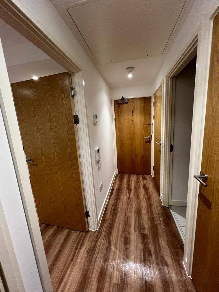 Flat Elmira Way in Salford