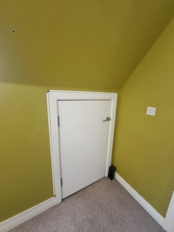 Room Eighteen Acre Drive in Bristol