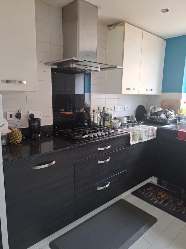 Room Eighteen Acre Drive in Bristol