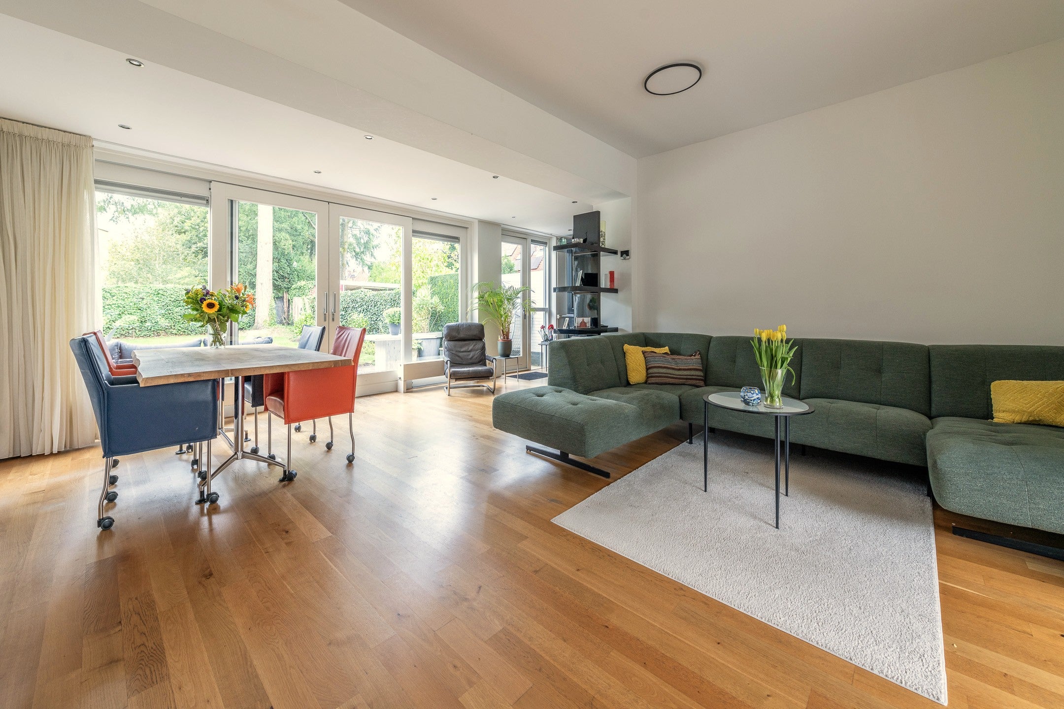 Twee-onder-één-kap te koop: Burg. Van Holthelaan 3, Zeist