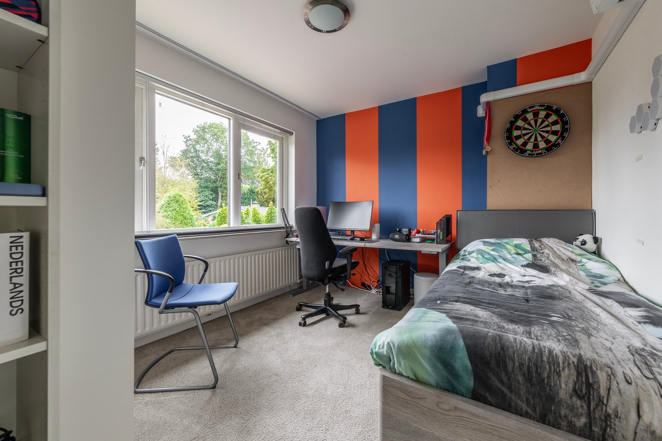 Twee-onder-één-kap te koop: Burg. Van Holthelaan 3, Zeist