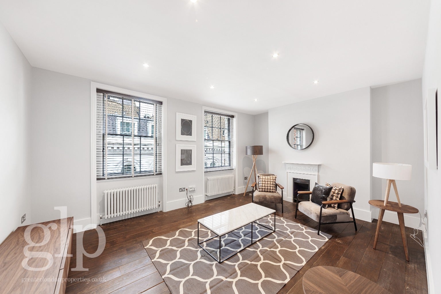 Flat Barter Street in Greater London