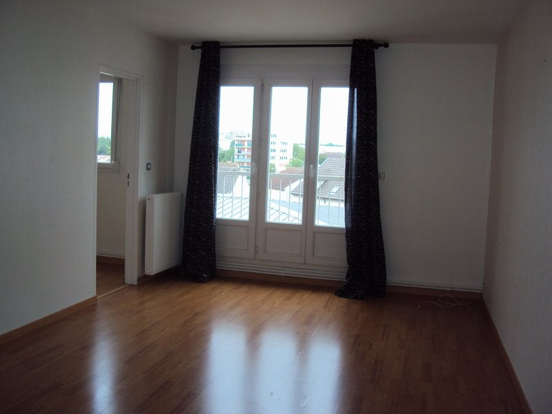 Appartement Rue de la Bonne Femme à Reims