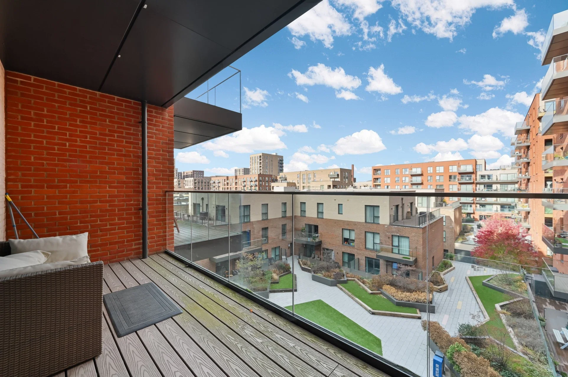 Flat Thonrey Close in Greater London