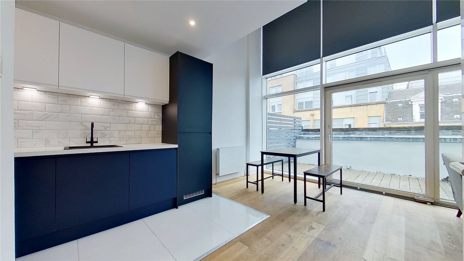 Flat Ingram Street in Glasgow