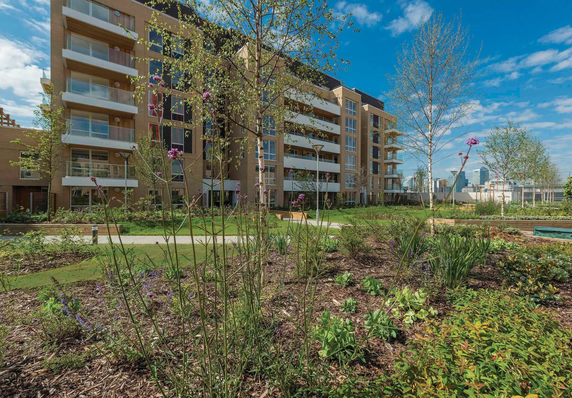 Flat Brent Road in Greater London