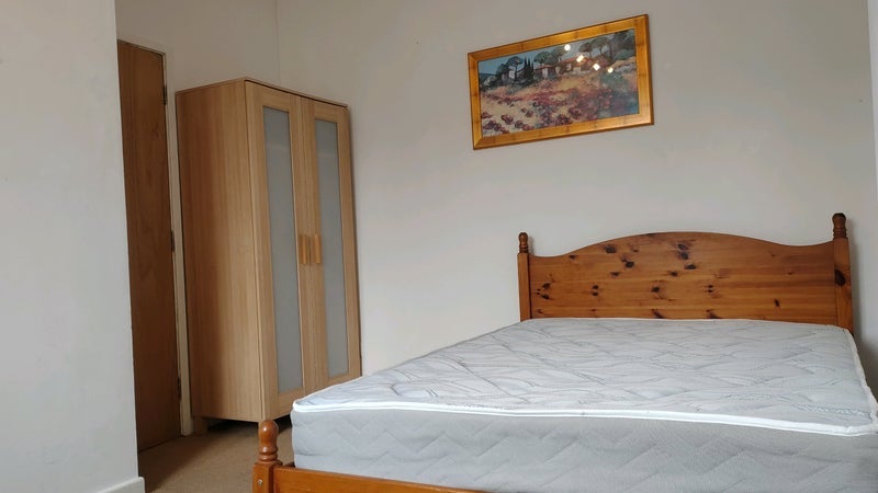 Room Beechwood View in Leeds