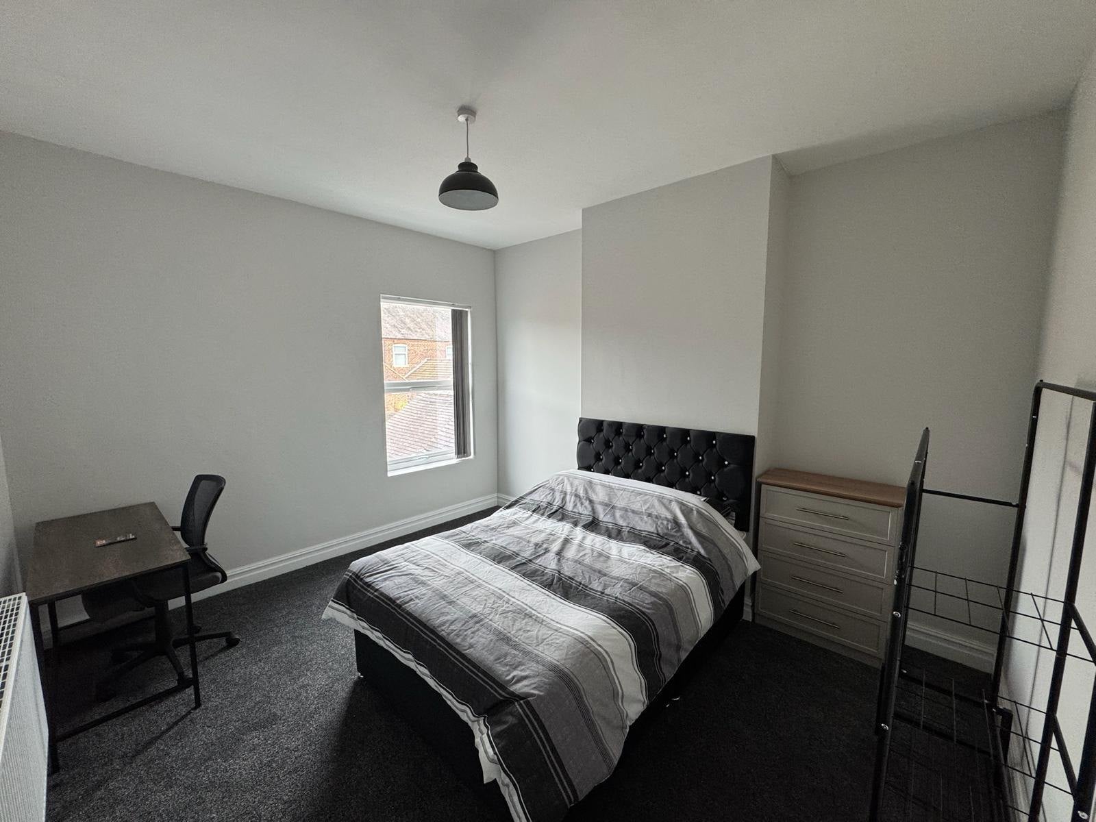 Flat Leek Road in Stoke-on-Trent