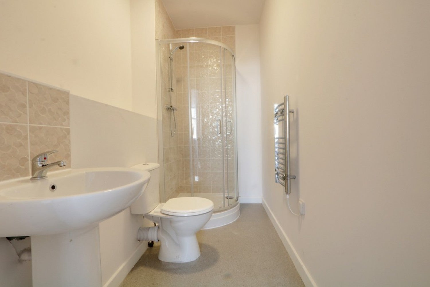 Flat Victoria Avenue in Southend-on-Sea