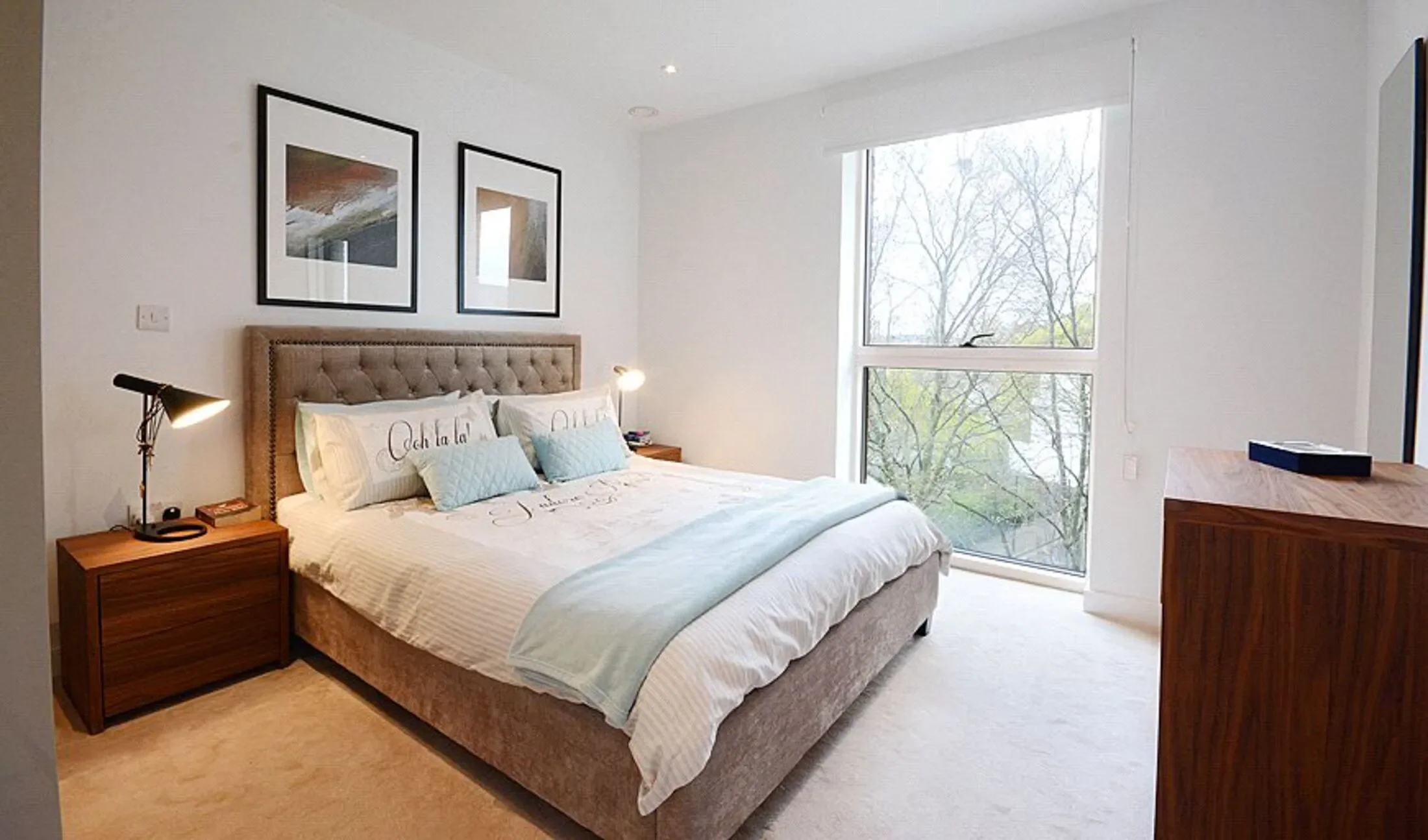 Flat Rodney Road in Greater London