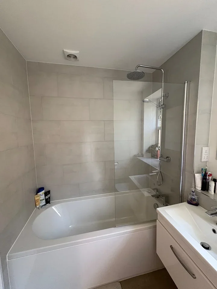 Flat Purley Knoll in Greater London