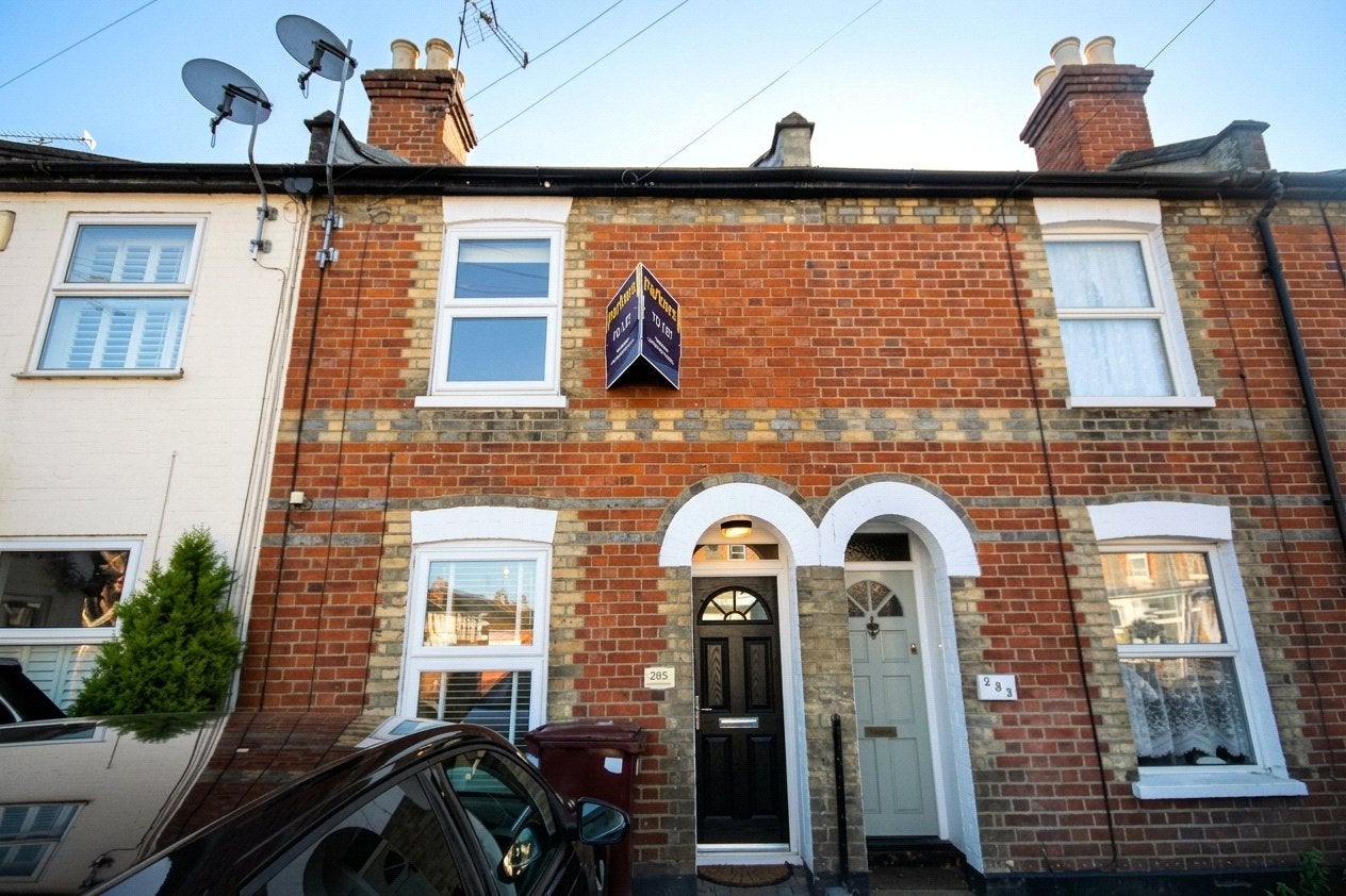 House Gosbrook Road in Reading