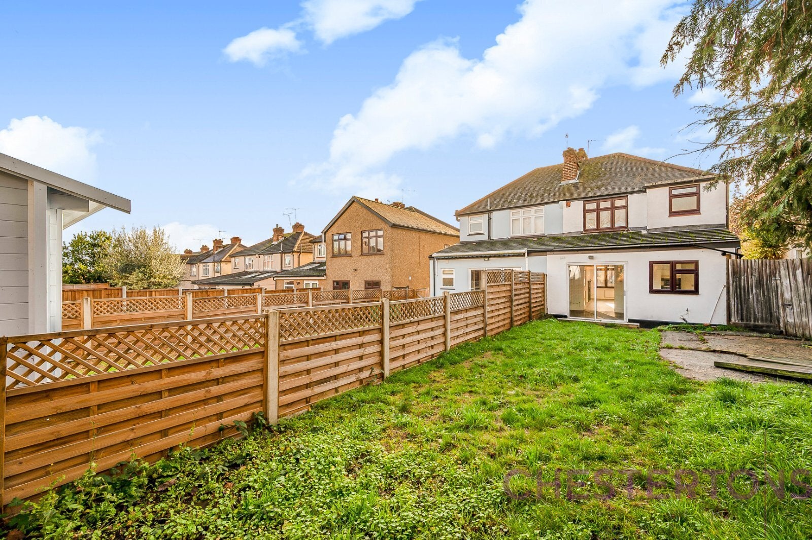 House Warland Road in Greater London