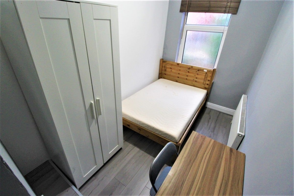 Room Botoner Road in Coventry