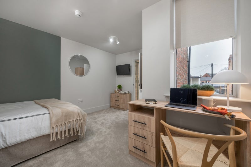 Flat Hamilton Road in Nottingham