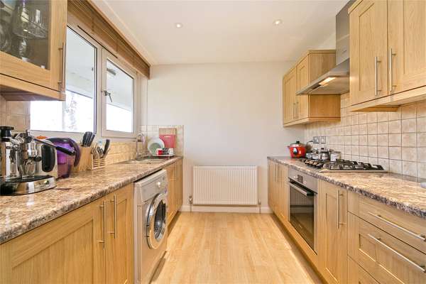 Flat Highbury Grove in Greater London