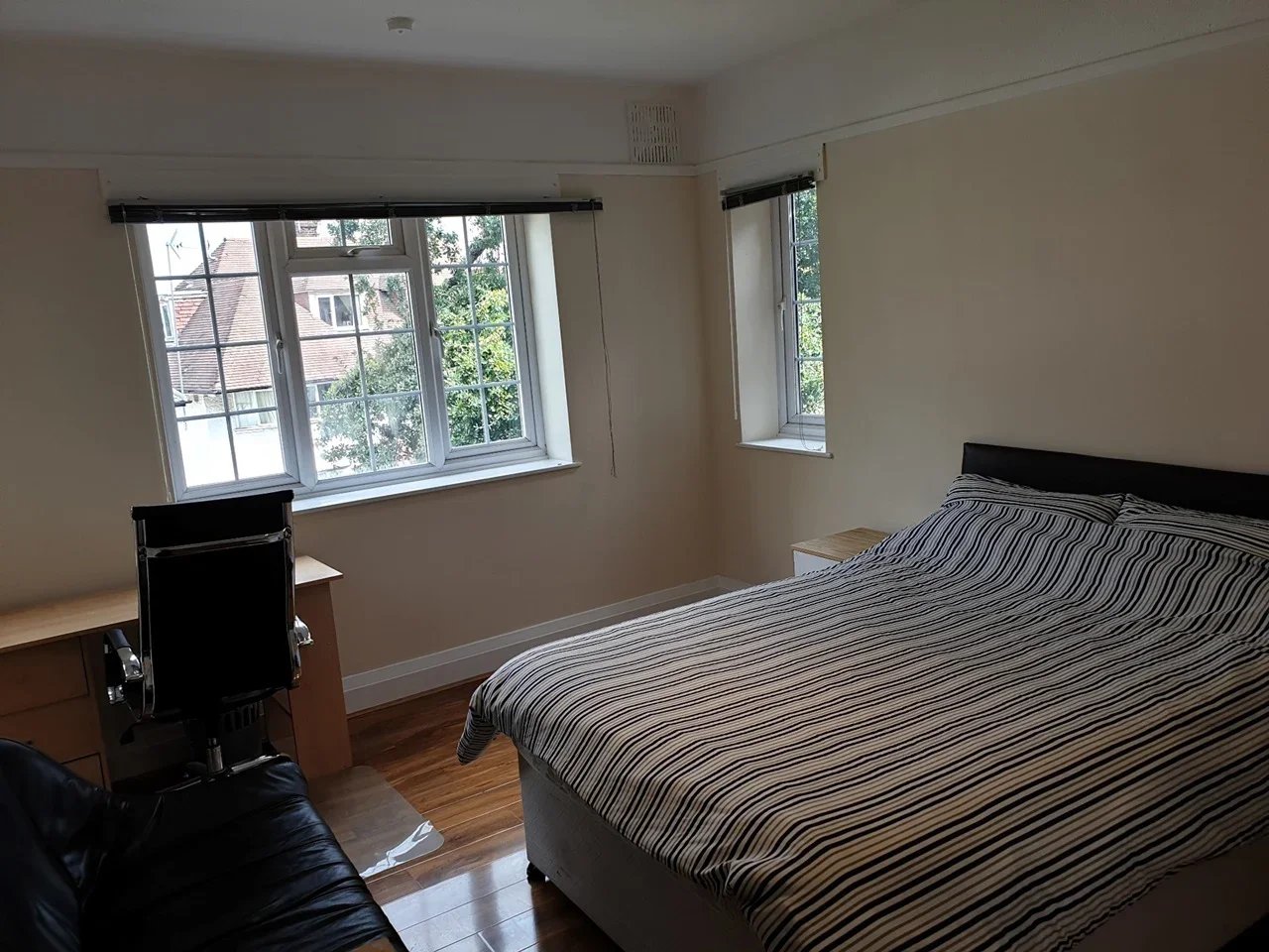 Flat Beechcroft Avenue in Greater London