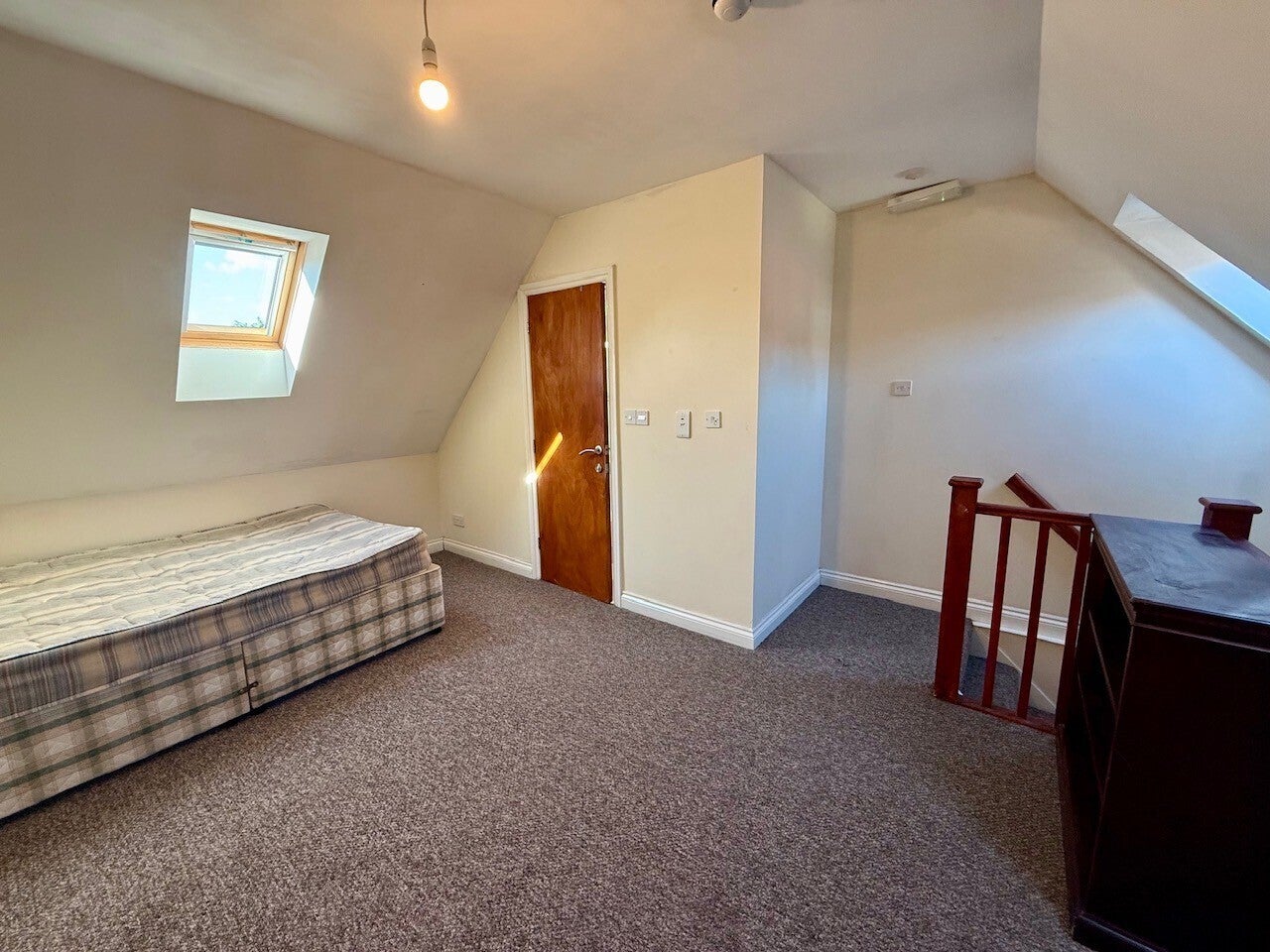 Room Cowley Road in Oxford